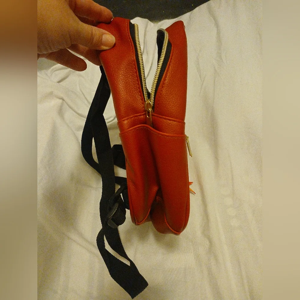 Harry Potter Hogwarts Gryffindor Mini Backpack - Picture 5 of 8